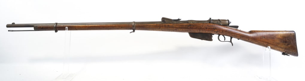 Italian Vetterli Mod.1873 Bolt Action 6.5mm Rifle: Antique Italian Vettreli Model 1873 bolt action rifle in 6.5 x 52mm. The rifle has a 33.5" barrel and is in nice condition with use and age wear. Bore and rifling are decent. SN: B9573.