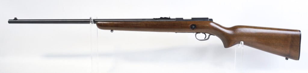 Winchester Model 69A .22 S-L-LR Bolt Action Rifle: Winchester Model 69A bolt action rifle in .22 S-L-LR. The rifle has a 25" barrel and is in nice condition with some use wear, bore and rifling are good. Manufactured Pre-64, missing magazine. No seria