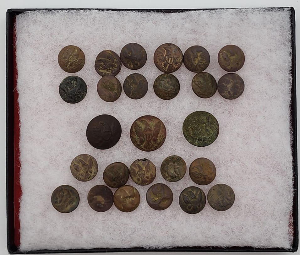 26) Dug Civil War Eagle Coat & Cuff Buttons w Case: 26) Dug Civil War Eagle Coat & Cuff Buttons w/ Case. The buttons are in various condition with accurate wear and patina.