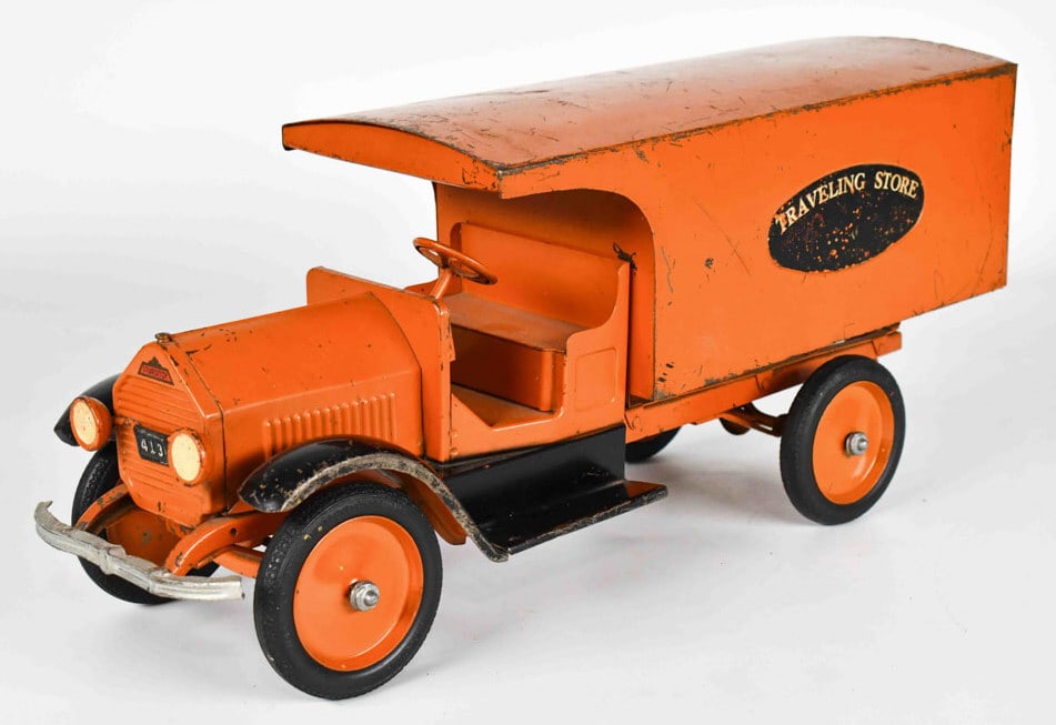 Original Sturditoy Traveling Store Truck (1 of 11)