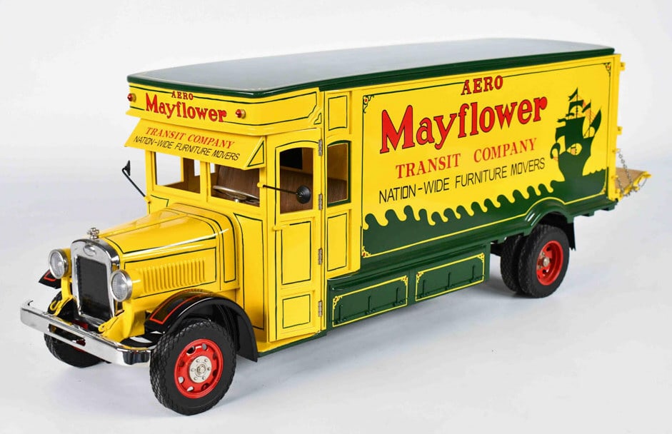 Retro 123 Maccar Mayflower Transit Company Truck (1 of 10)