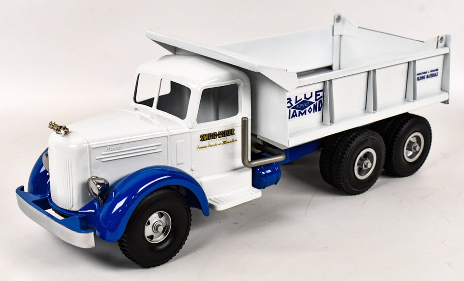 Restored Smith Miller Mack Blue Diamond Dump Truck (1 of 6)