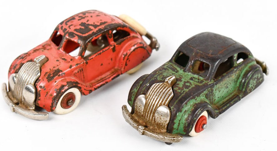 (2) Hubley Cast Iron Chrysler Airflow Cars (1 of 7)