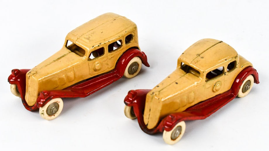 Kilgore Cast Iron Take A Part Coupe & Sedan Car (1 of 7)