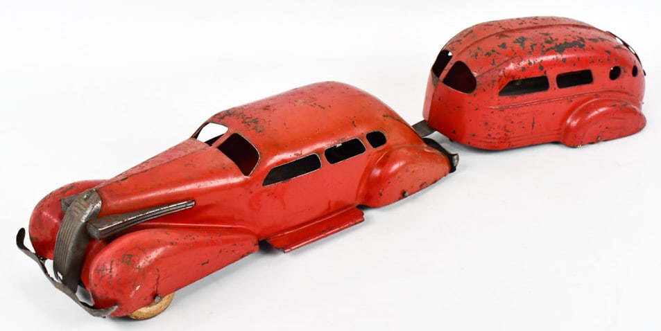 Original Red Wyandotte LaSalle & Travel Trailer (1 of 12)