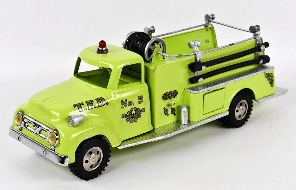 Custom Tonka No. 5 Suburban Pumper Fire Truck (1 of 9)