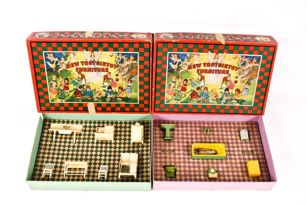 Tootsietoy #507W & #508GR Furniture Sets w/ Boxes (1 of 11)