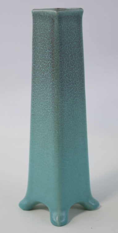 1923 Rookwood Matte Light Green Pottery Vase #2015 (1 of 5)