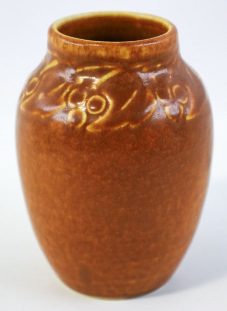 1925 Rookwood Brown Leaf & Berry Pottery Vase 2139 (1 of 6)