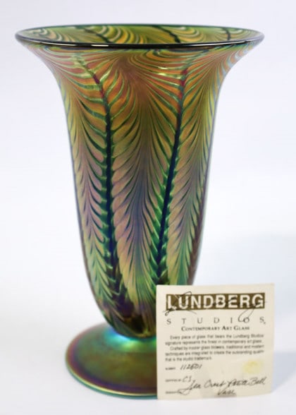 2003 Lundberg Studios Sea Crest Petite Bell Vase (1 of 7)