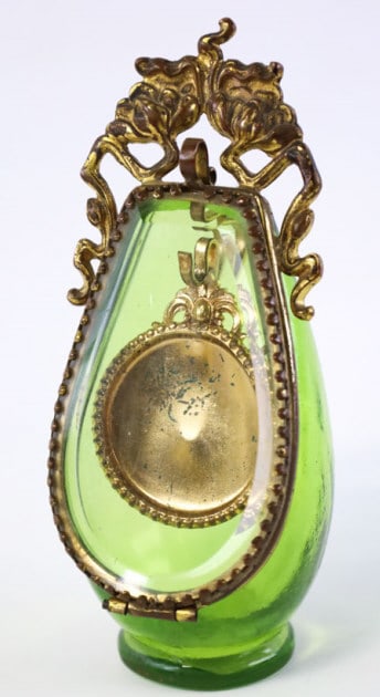 Victorian Green Glass Pocket Watch Holder (1 of 8)