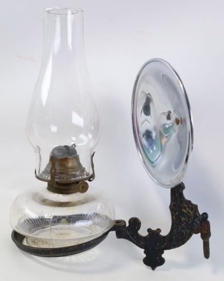 Antique Bradley & Hubbard Wall Lamp With Refector (1 of 7)