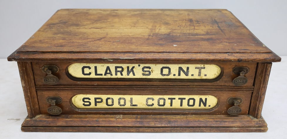 Clark's O.N.T. Spool Cotton 2-Drawer Cabinet (1 of 10)