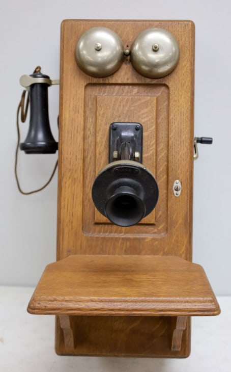 Antique Northern Electric Crank Wall Telephone (1 of 12)
