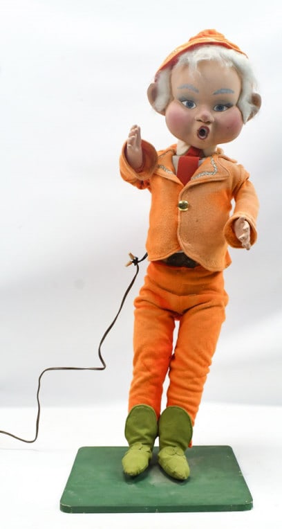 Vintage David Hamberger Christmas Window Display (1 of 12)