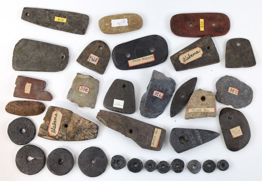 Lot Of 32 Native American Gorgets & Tools (1 of 4)