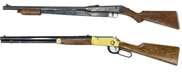 Sears Roebuck Model 799 & Daisy No 25 Rifles: Sears Roebuck Model 799 & Daisy No 25 Rifles. Rifles are in nice used condition showing use and wear. On the Sears Roebuck Rifle the barrel reads Crafted by Daisy.