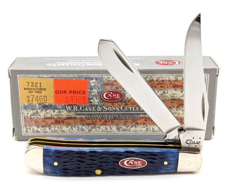 2016 Case XX Navy Blue Jig Bone Mini Trapper Knife: 2016 Case XX Navy Blue Jig Bone Mini Trapper Knife 6207 w/ Box. Knife is in like new condition, and measures 3-5/8in when closed.