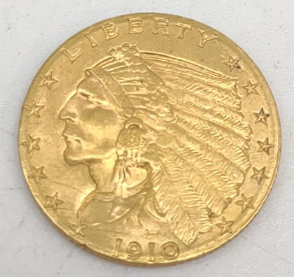 1910 United States $2-1/2 Indian Head Gold Coin (1 of 2)