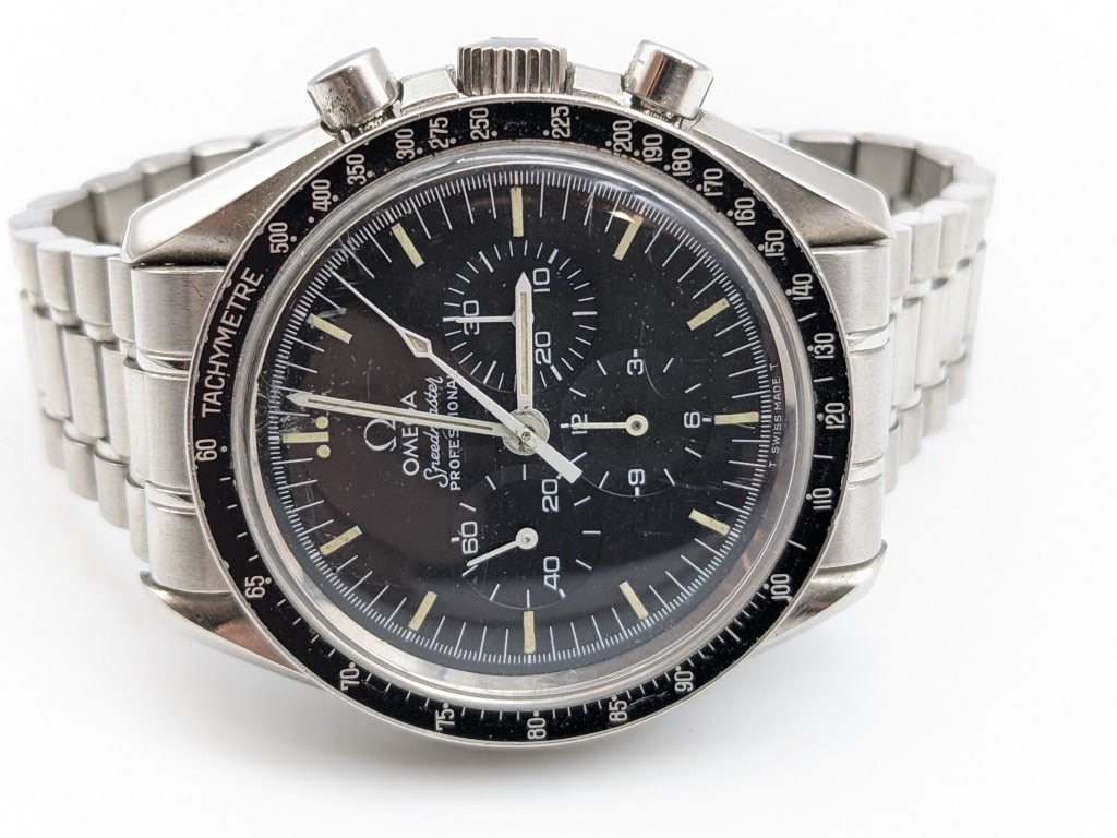Men's Stainless Omega Speedmaster Wristwatch (1 of 7)