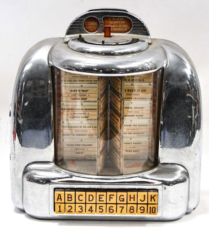 Vintage Seeburg 100 Wall-O-Matic Jukebox (1 of 10)