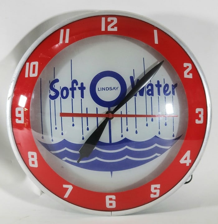 AP Lindsay Soft Water Lighted Advertising Clock (1 of 10)