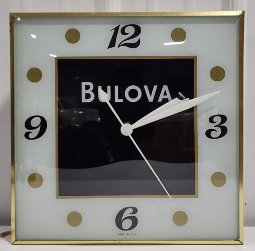 PAM Bulova Lighted Advertising Clock (1 of 9)