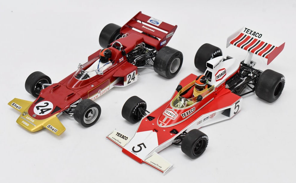 (2) 1/18 Scale Die-Cast Formula One Racers (1 of 7)