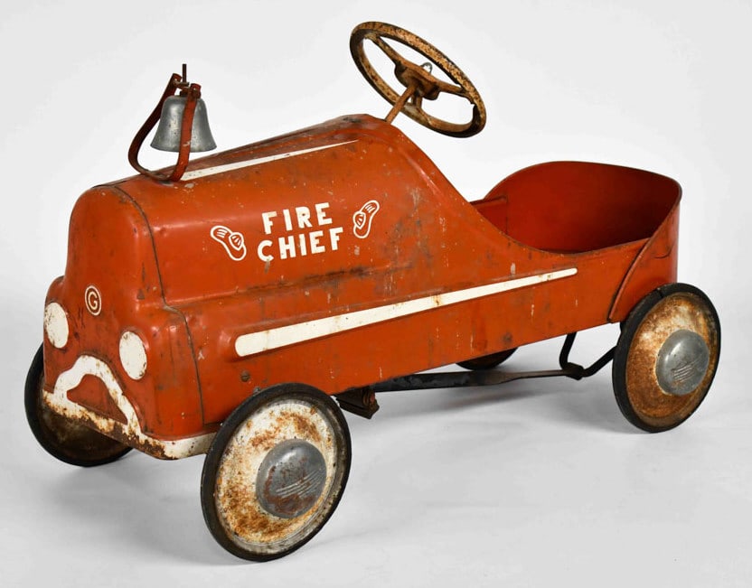 Original Garton Fire Chief Pedal Car (1 of 8)