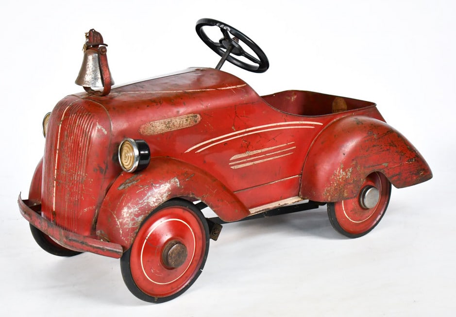 Original Skippy Fire Chief Pedal Car (1 of 10)