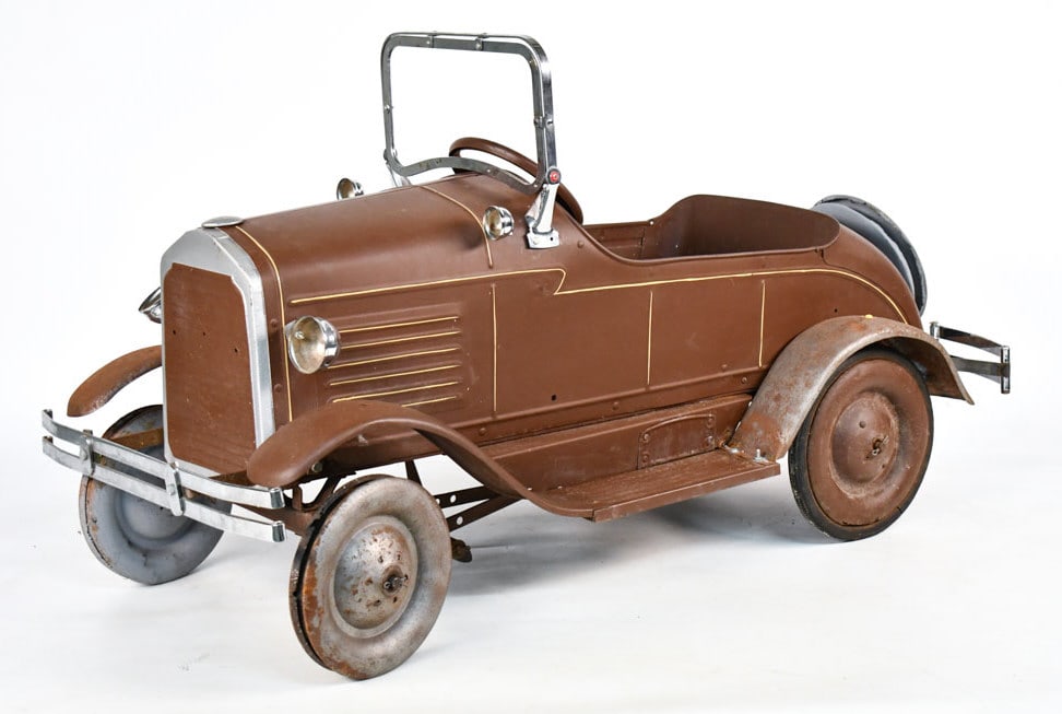 Repainted Steelcraft Bearcat Pedal Car (1 of 9)