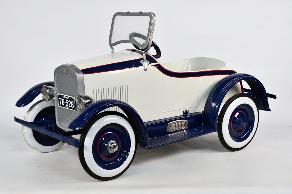 Restored Steelcraft Studebaker Pedal Car (1 of 9)