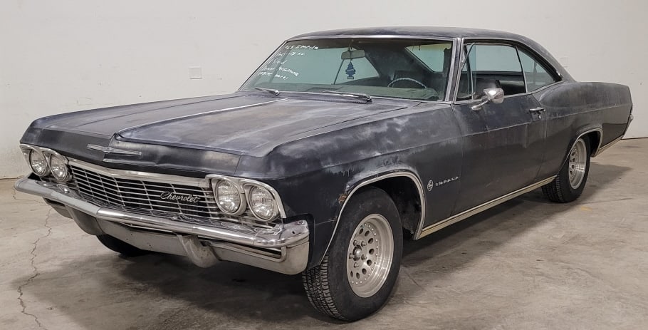 1965 Chevrolet Impala (1 of 20)