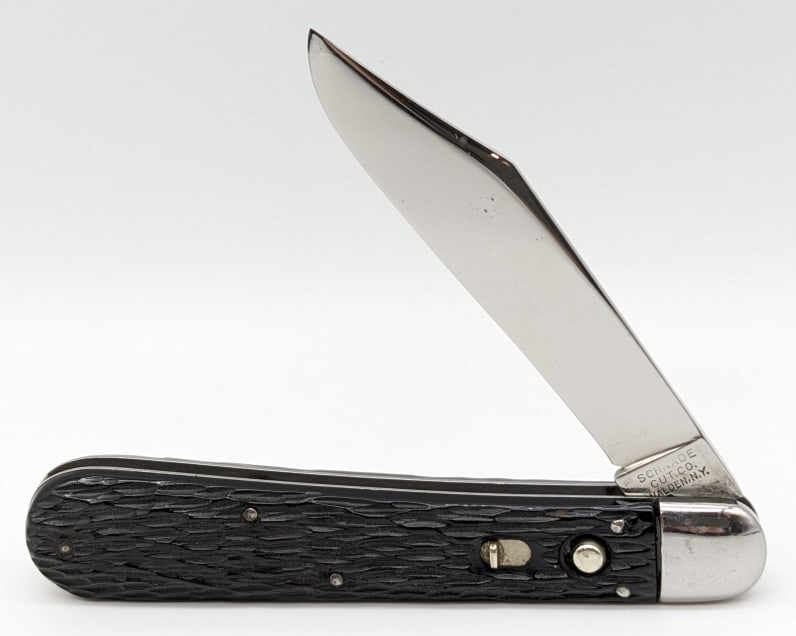 Schrade Cut Co Plastic Auto Switchblade Knife: Schrade Cut Co Plastic Auto Switchblade Knife. Knife is in nice condition with a polished blade with light material loss. Blade spring is strong and blade has very slight play when open. Blade length