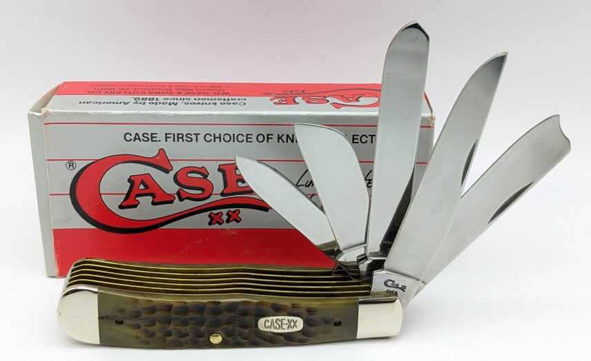 1996 Case XX The Beast Green Bone Trapper Knife: 1996 Case XX The Beast Green Bone Trapper Knife 5554 w/ Box. Knife is in new condition. Overall length of 4-1/4in when closed.