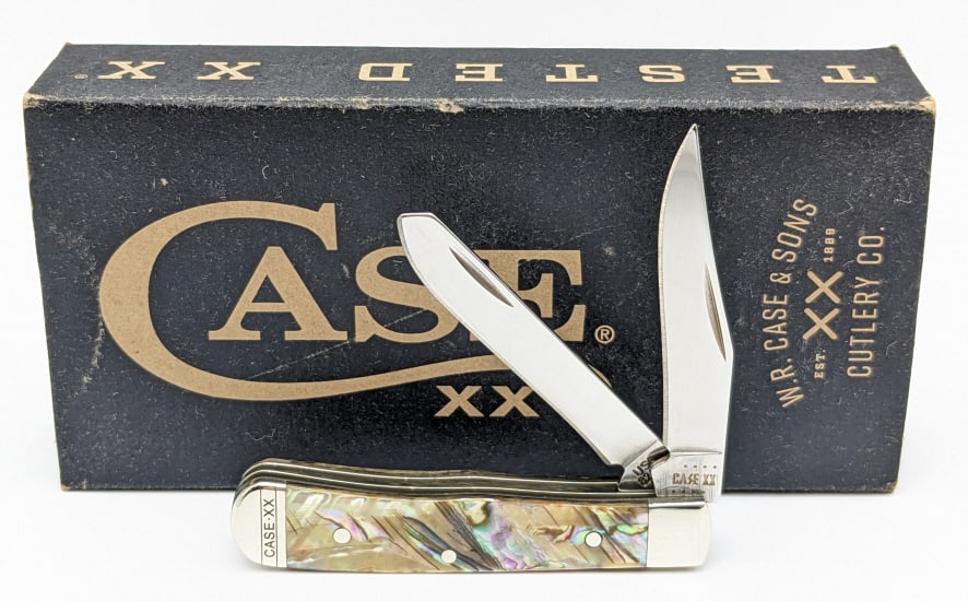 2022 Case XX Abalone Tiny Trapper Knife w/ Box: 2022 Case XX Abalone Tiny Trapper Knife 85154 w/ Box. Knife is in new condition with Case XX stamped on the lower front bolster. Overall length of 2-1/2in when closed.