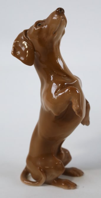 Bing & Grondahl Denmark Dachshund Begging Figurine (1 of 6)