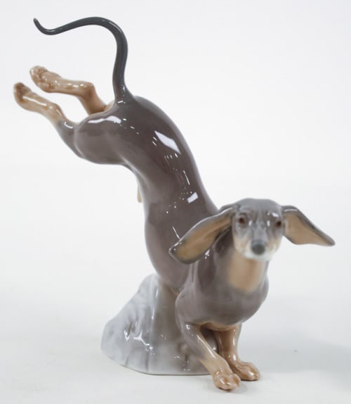 Lladro Porcelain "Dachshund" Figurine #8317 (1 of 8)