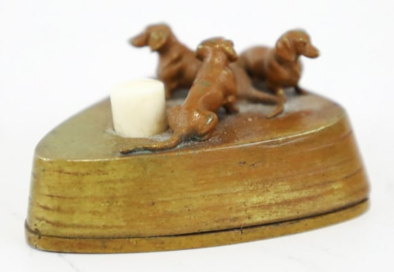 Antique Bronze Three Dachshunds Desk Buzzer (1 of 6)