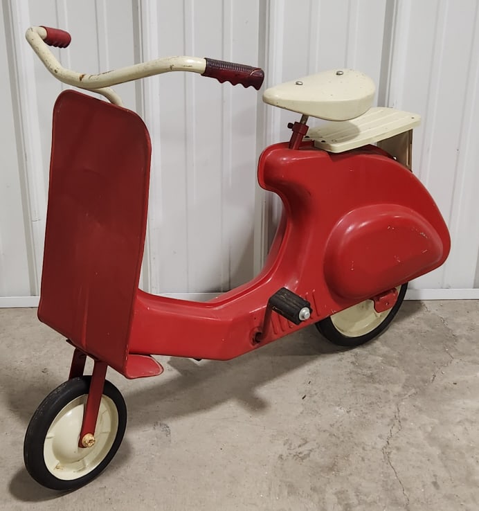 Garton Super Sonda Chain Drive Scooter (1 of 6)