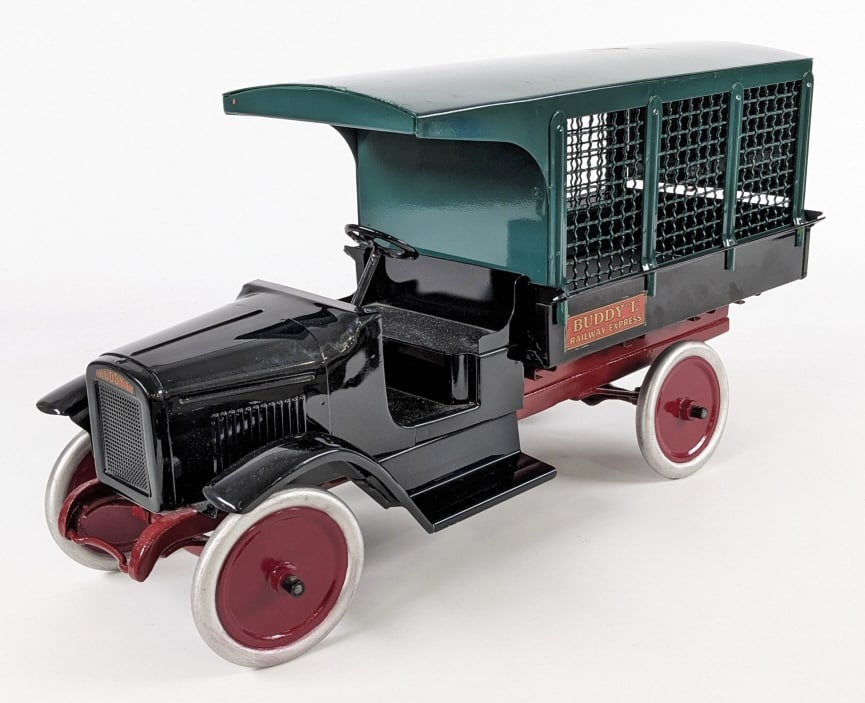 Restored Buddy L Railway Express Truck (1 of 13)