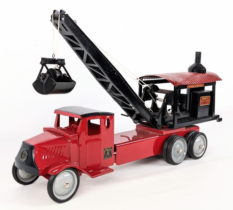 Custom Steelcraft Mack Truck w/ Buddy L Dredge (1 of 12)