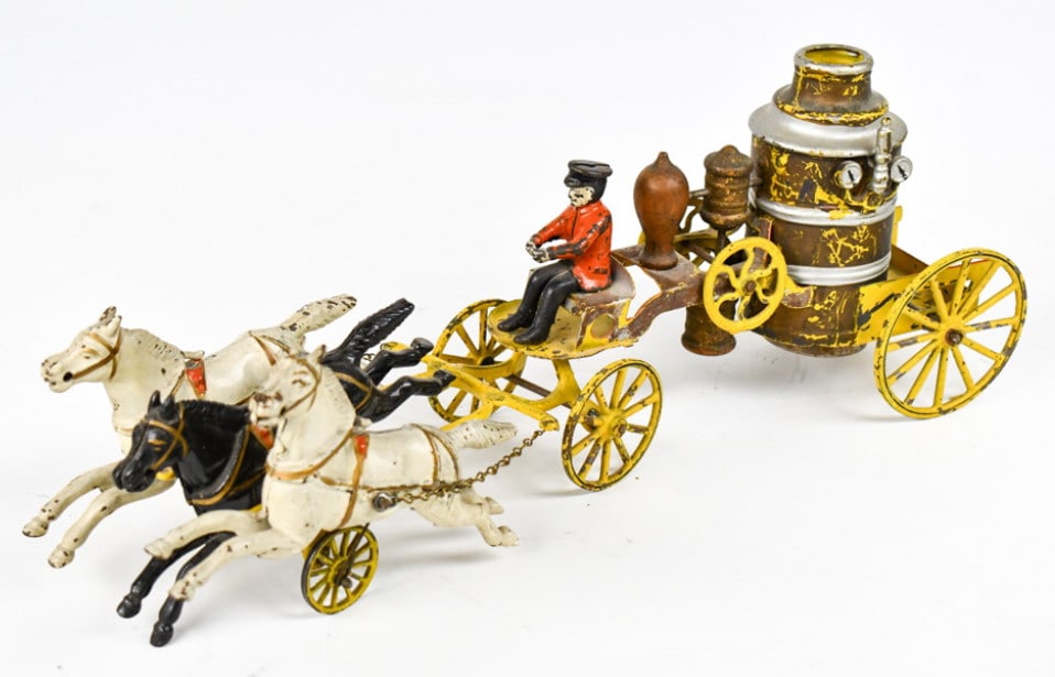 Wilkins Cast Iron Horse Drawn Fire Pumper (1 of 11)