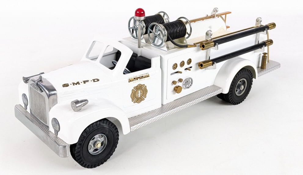Fred T White Smith Miller B Mack Fire Pumper Truck (1 of 12)