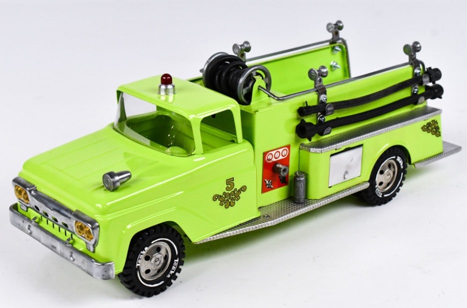Custom Tonka No. 5 Suburban Pumper Fire Truck (1 of 6)