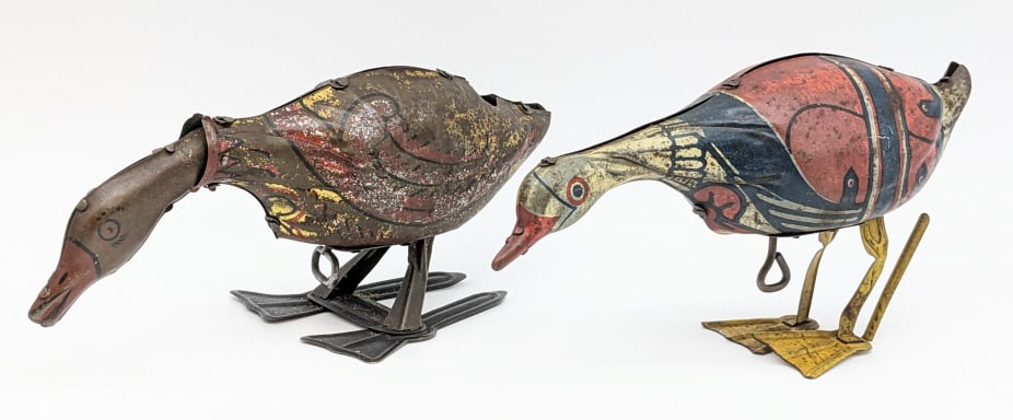 Marx Tin Windup Golden Goose and Hopping Goose (1 of 8)