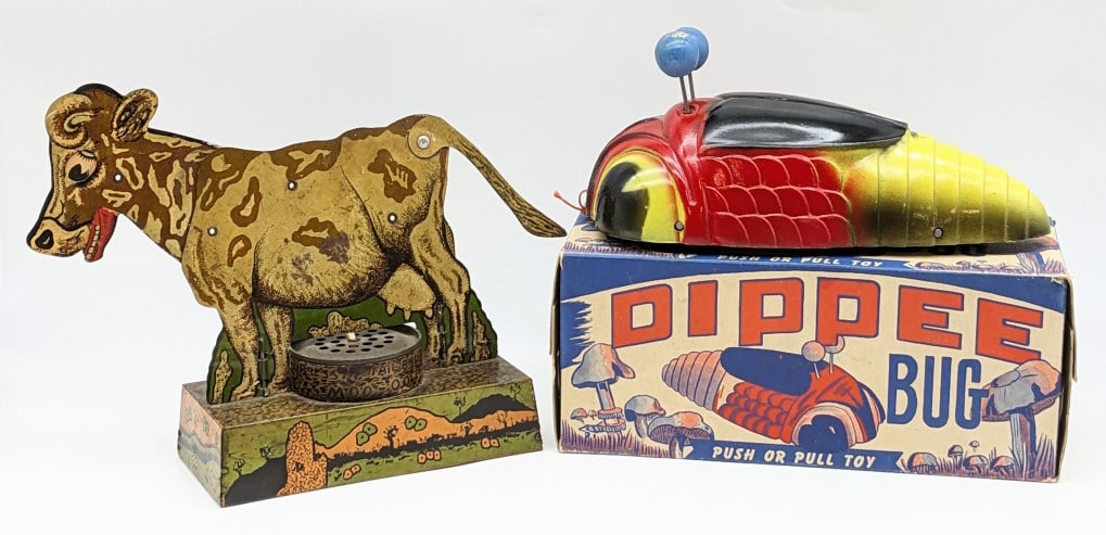 Schwarze Dip-Pee Bug Pull & Tin Litho Moo Cow (1 of 14)