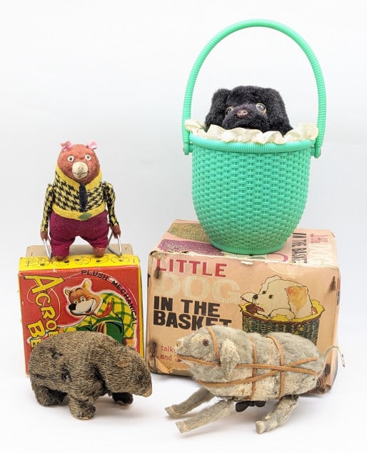 Windup Little Dog Basket, Bears, & Camel (1 of 11)