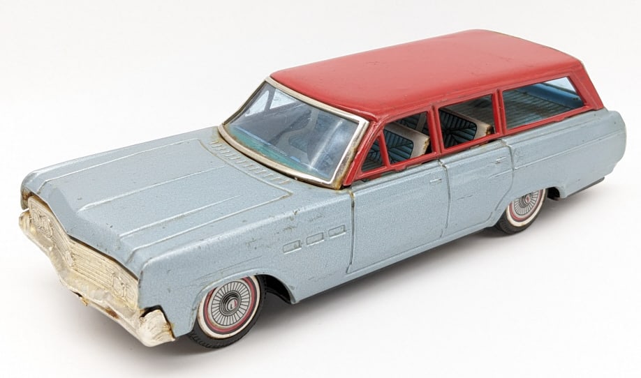 Japan Bandai Tin Friction Buick Estate Wagon Car (1 of 8)
