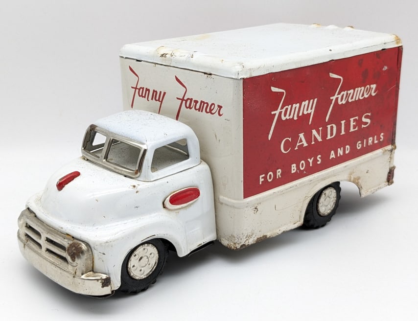 Japan Tin Friction Fanny Farmer Box Truck (1 of 9)